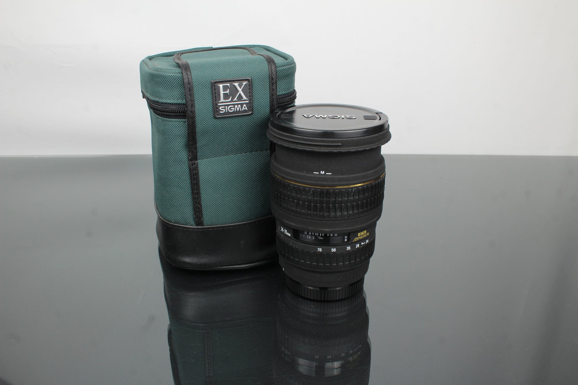 Sigma zoom EX DG 24-70mm 1:2.8 Canon EF mount