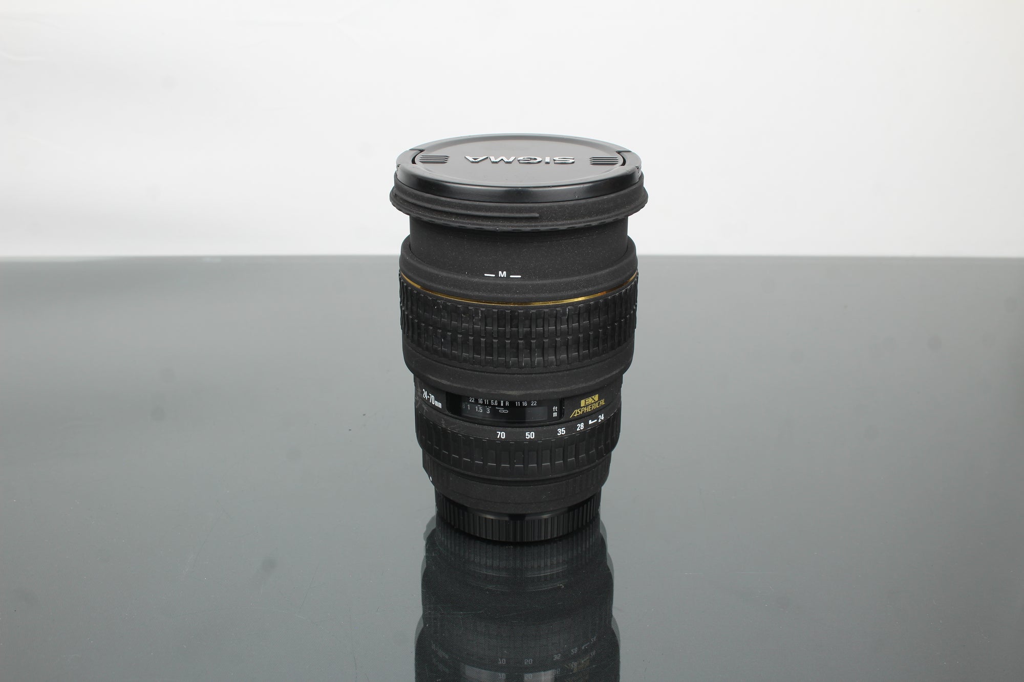 Sigma zoom EX DG 24-70mm 1:2.8 Canon EF mount