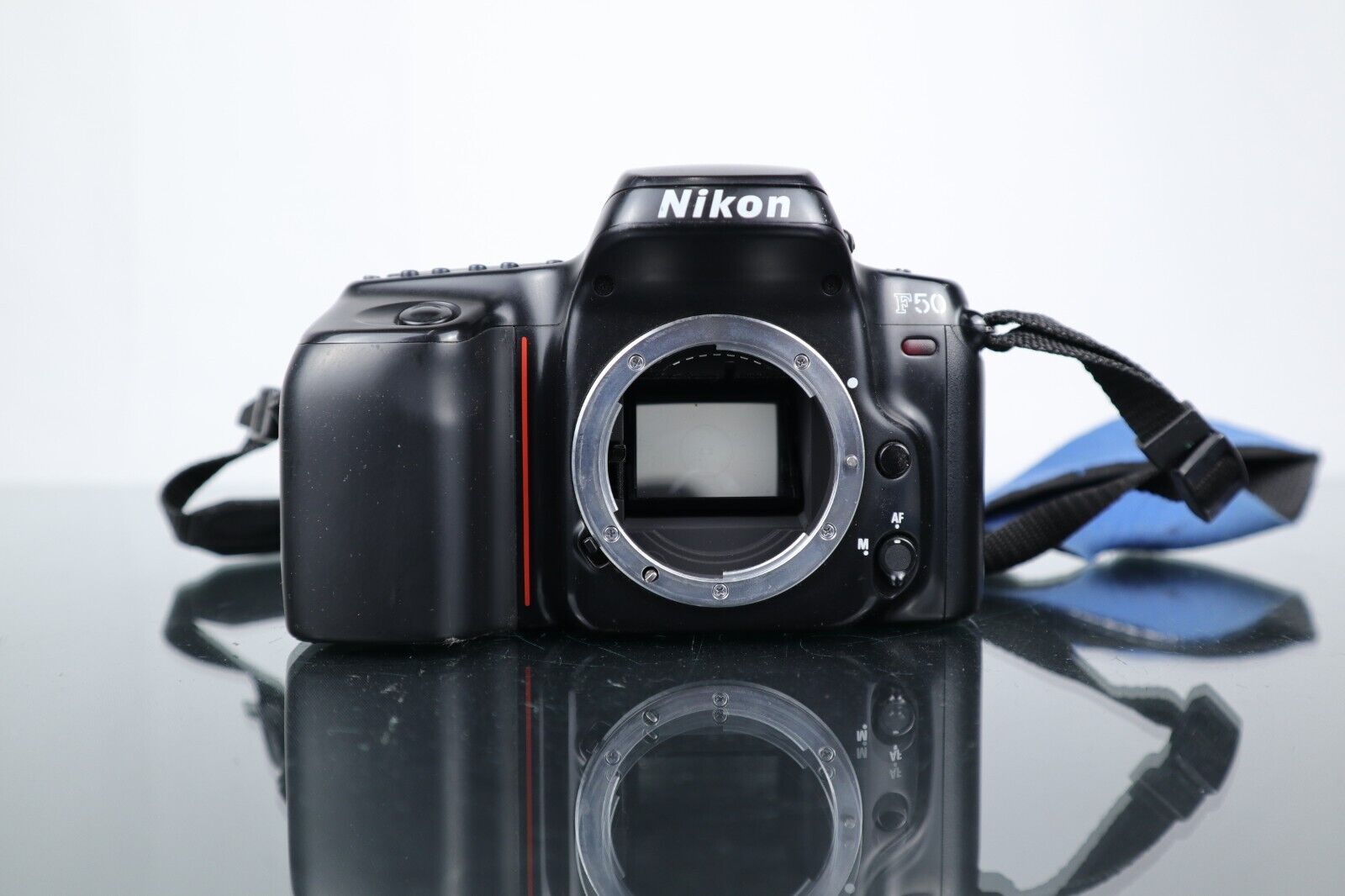 📷 Nikon F50 | 35mm SLR Film Camera | Body Only - Dutch|Thrift