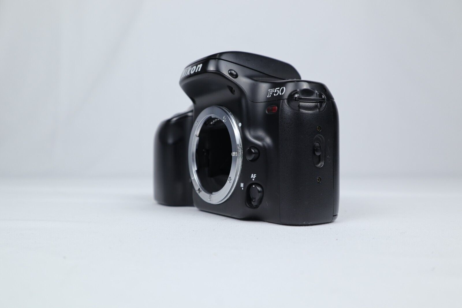 Nikon F50 | 35mm SLR Film Camera | Body Only - Dutch|Thrift
