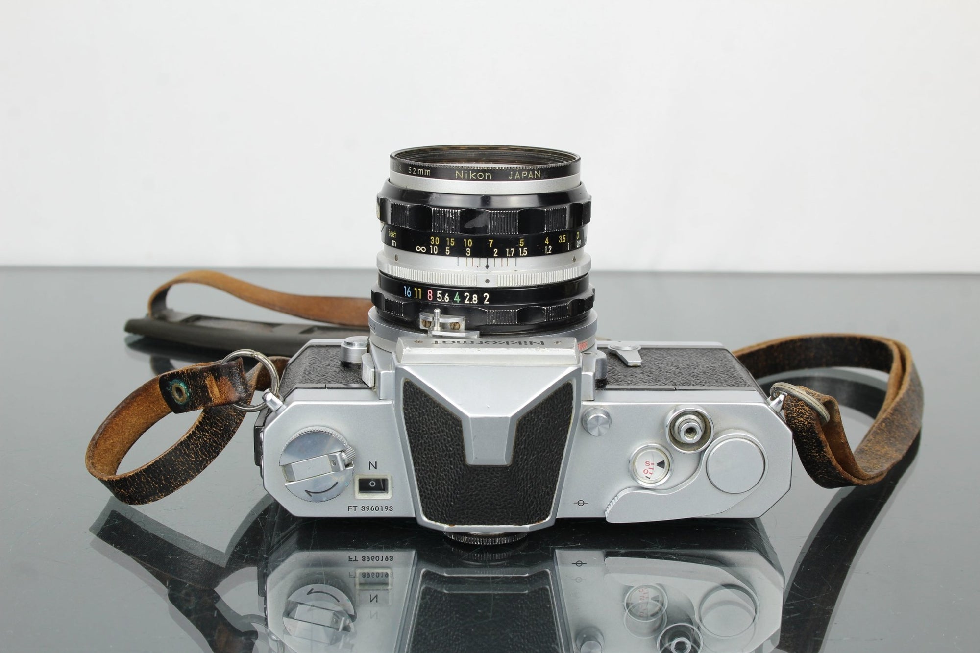 Nikon Nikkormat FT + Nikon Nikkor - H Auto 1:2 f=50mm - Dutch|Thrift