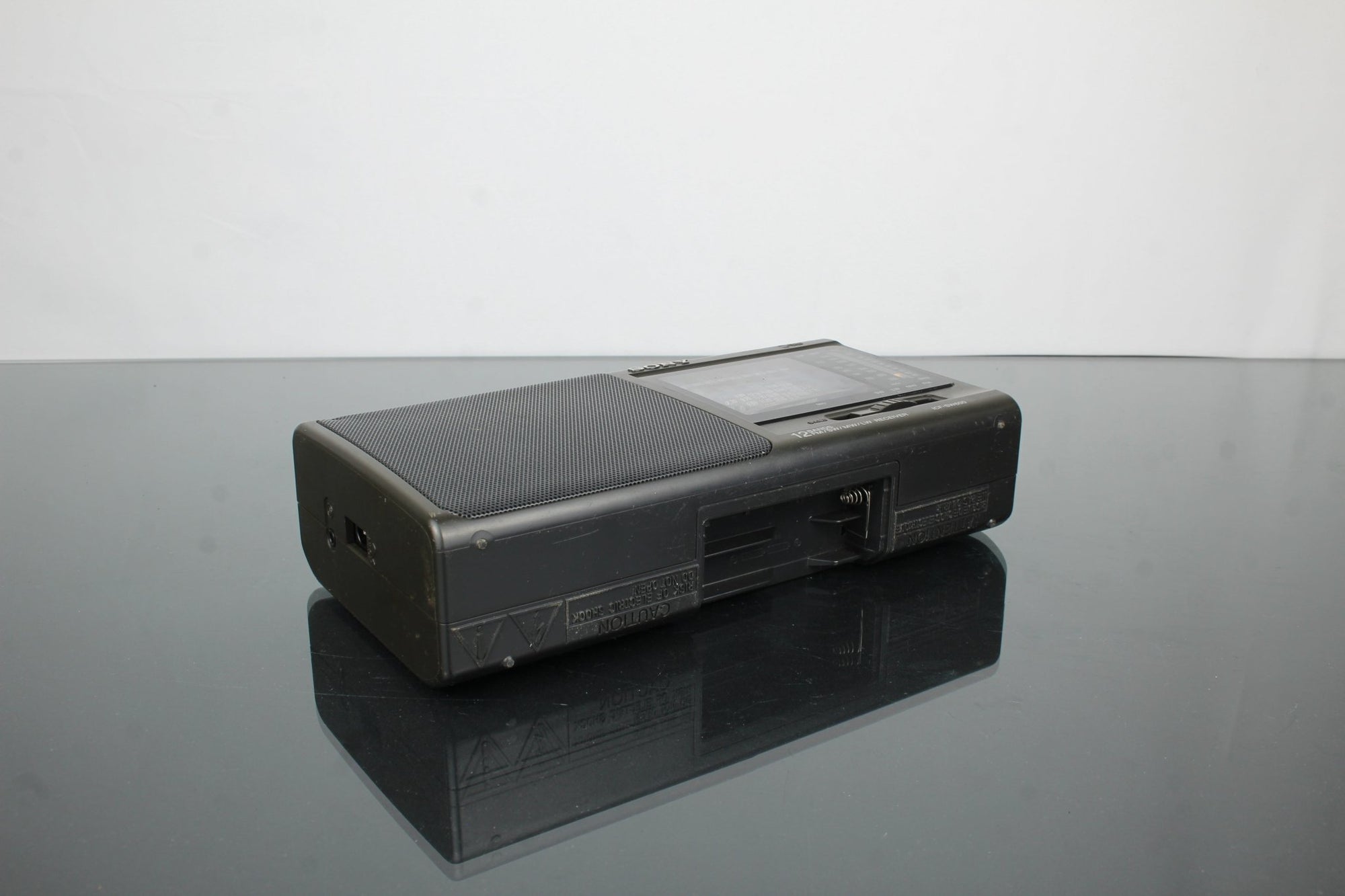 Sony ICF - SW600 - Dutch|Thrift