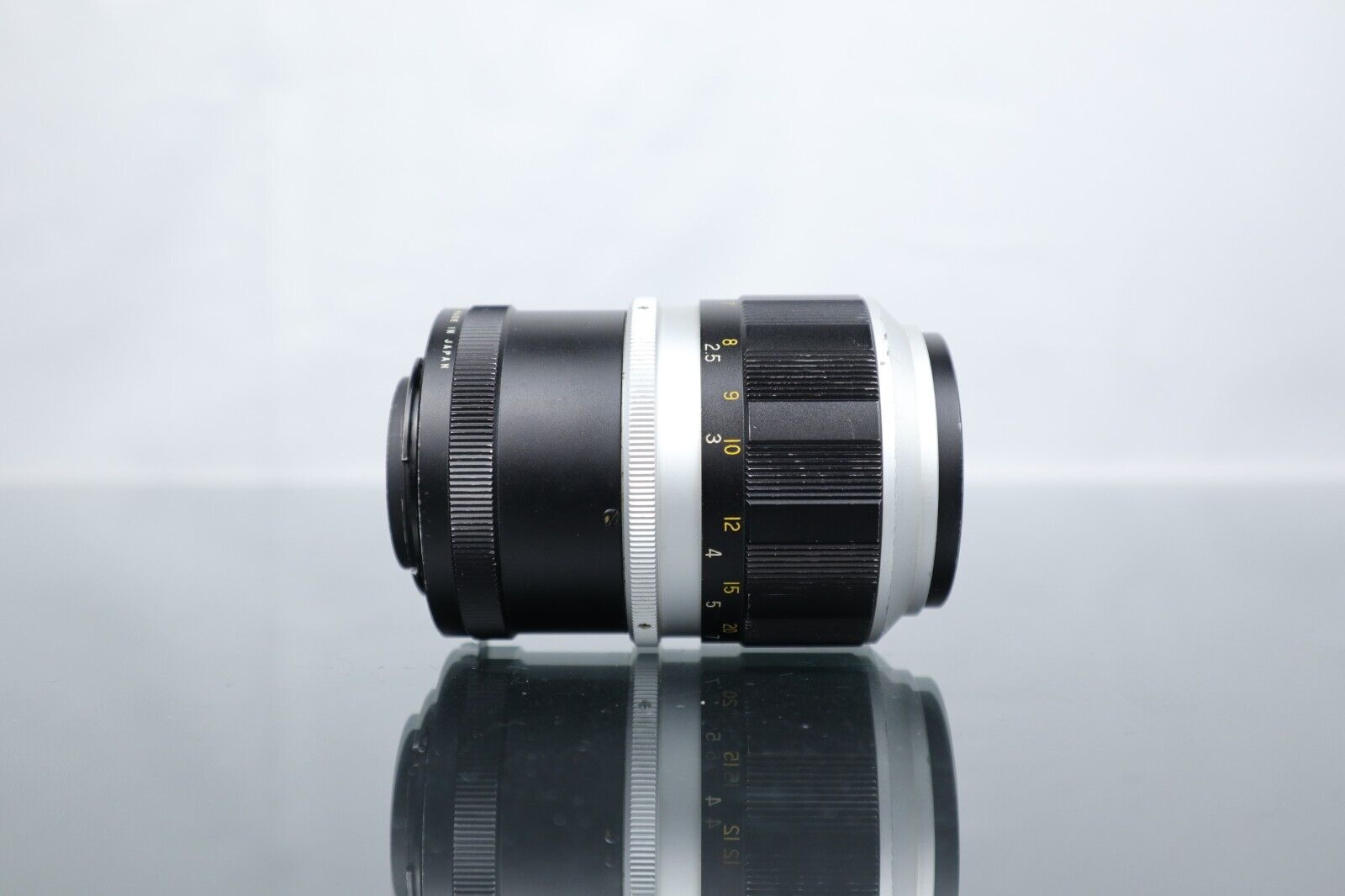 📸 Tokina Tele - Auto 135mm f/3.5 Lens (Nikon F Mount) - Dutch|Thrift