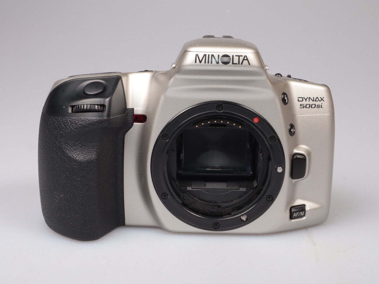 Minolta Dynax 500si | 35mm SLR Film Camera | Body Only | Silver #2653 - Dutch|Thrift